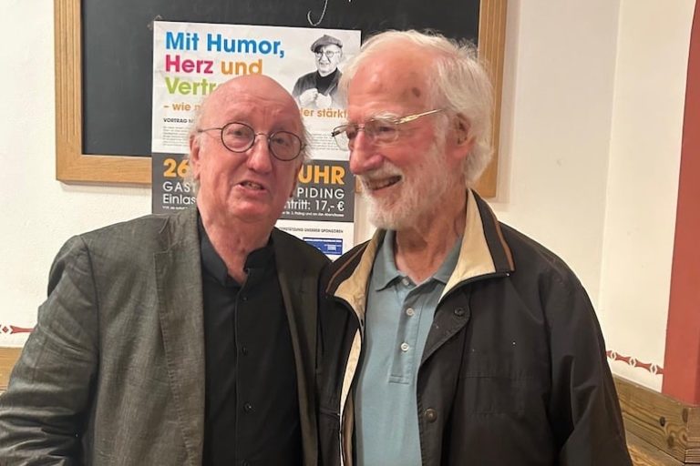 Jan-Uwe Rogge und sein ehemaliger Deutschlehrer Fritz Schwarz