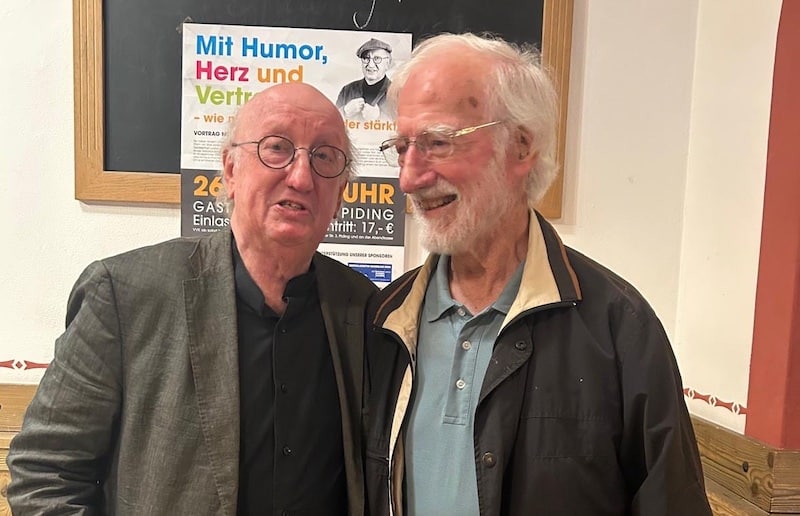 Jan-Uwe Rogge und sein ehemaliger Deutschlehrer Fritz Schwarz